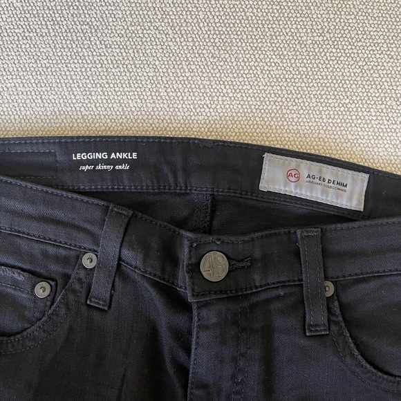 AG Legging Ankle w/ Ripped Knees - Picture 4 of 6